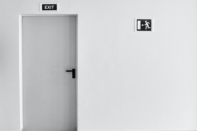 智能消防應(yīng)急照明系統(tǒng)是如何運(yùn)轉(zhuǎn)的呢？