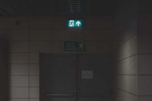 應(yīng)該怎么選擇智能消防應(yīng)急燈的類型？